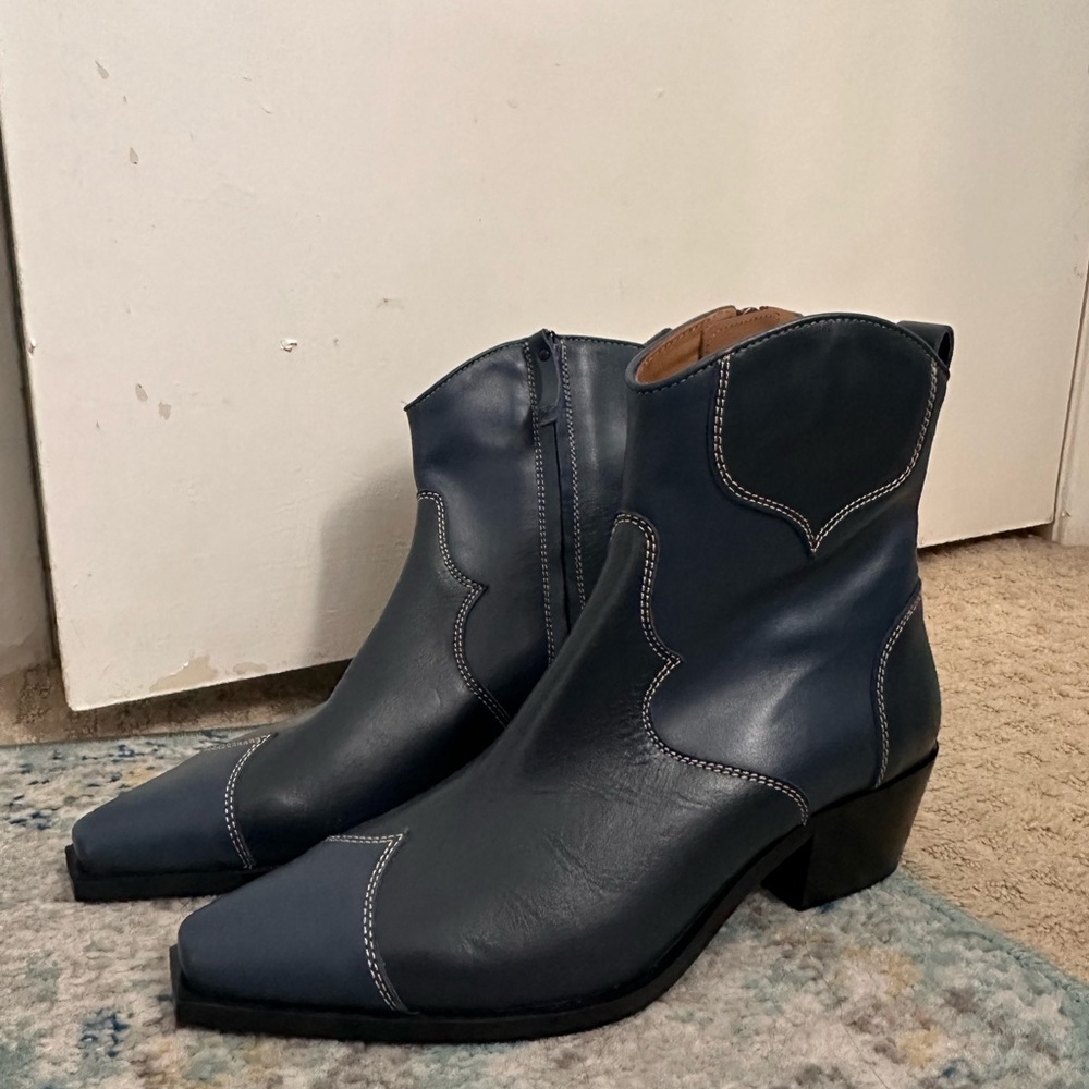 ALOHAS Midnight Blue Ankle Booties